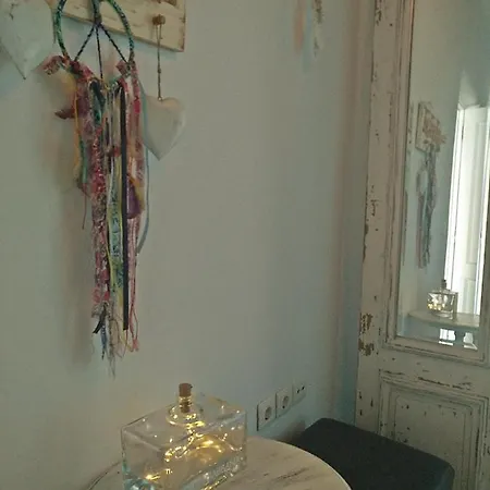 Ornos Apartment *